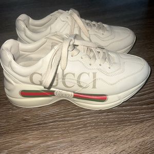 Gucci Sneakers